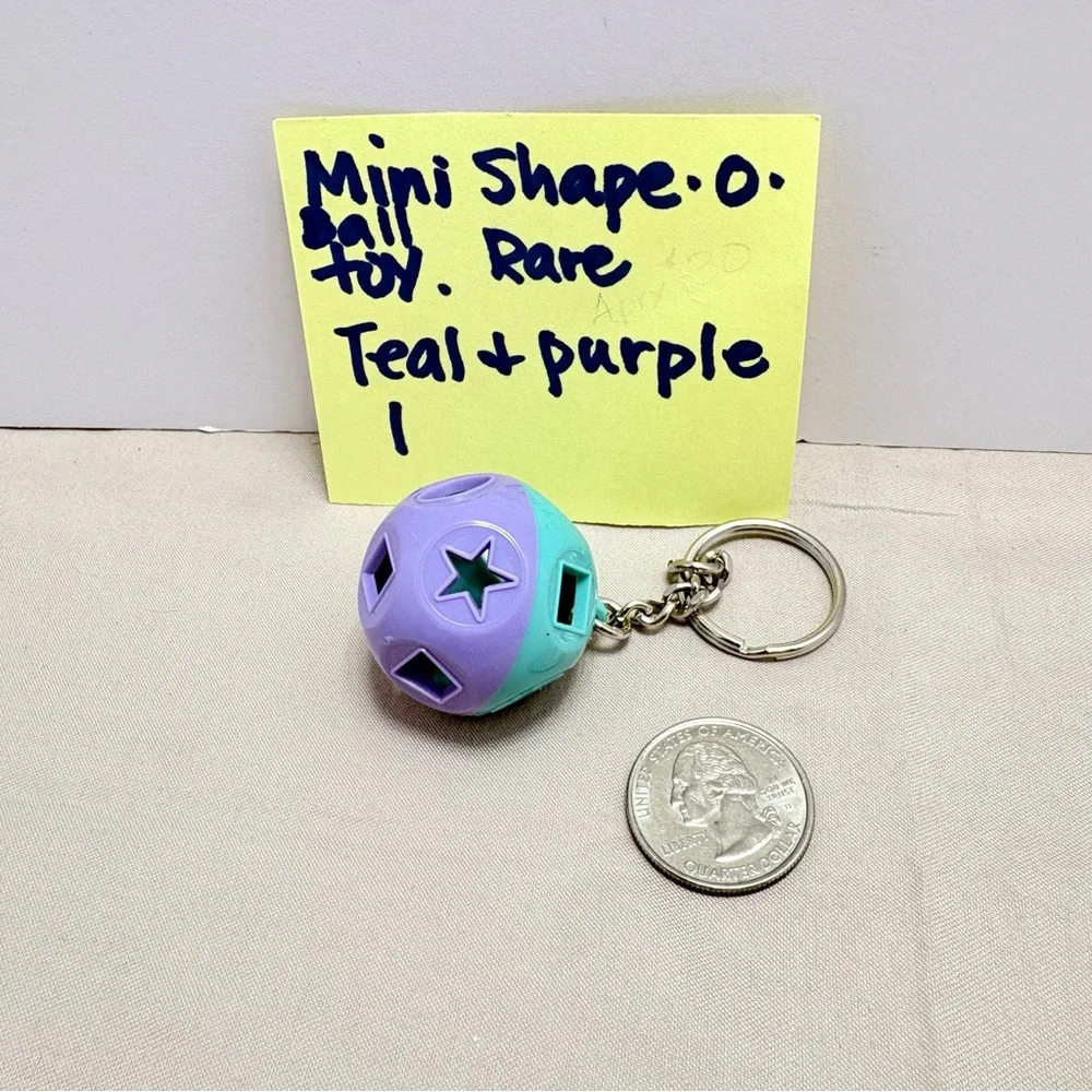 Tupperware PurpleBlue mini shape o ball toy Keychain Puzzle. Rare!